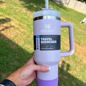 NWT Stanley Orchid with purple boot